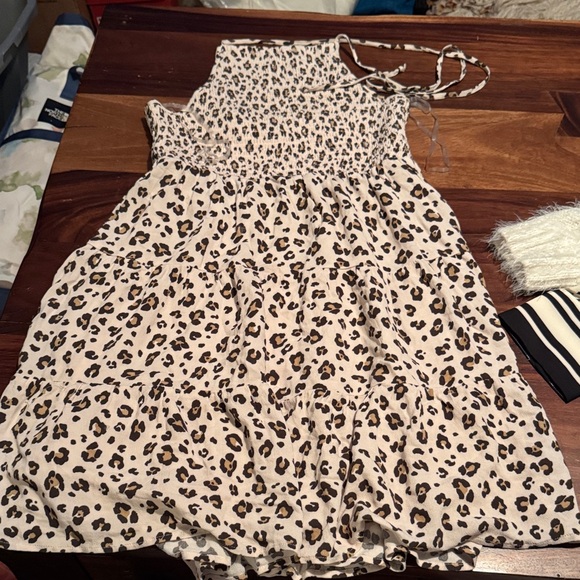 American Eagle Outfitters Dresses & Skirts - American Eagle Outfitters Leopard Print Dress
